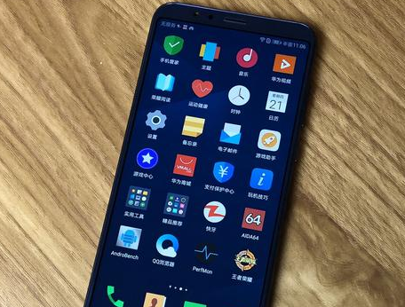 性价比旗舰全面屏手机，荣耀V10开箱上手