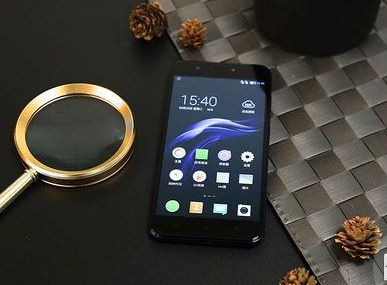 创新才是王道 年底换机不妨考虑它们