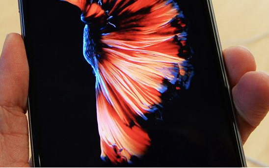 法媒体：巴黎检方就故意降低iPhone速度一事展开调查