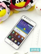 手机QQ“变阵”抢第二张移动互联网“船票”