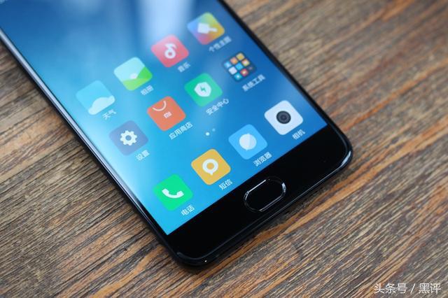 为什么小米手机很便宜,华为却越来越贵?