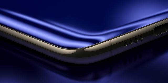 它是小米最均衡也是全年的旗舰手机