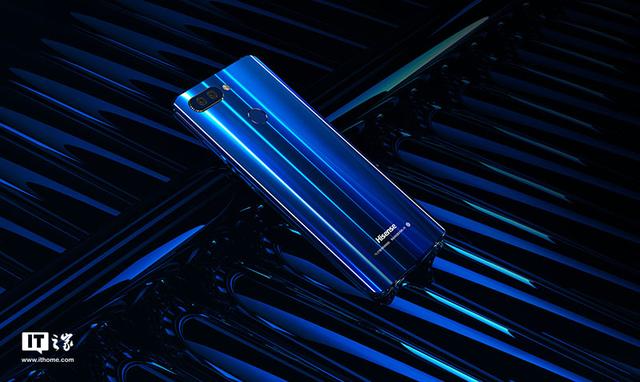 海信发布海信手机H11：摄AI加持