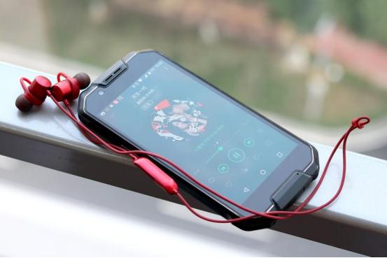 AGM X2 IP68军用级三防手机，时尚外观，超强性能！