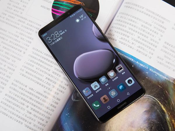 中兴天机Axon M领衔 国产手机创新典范