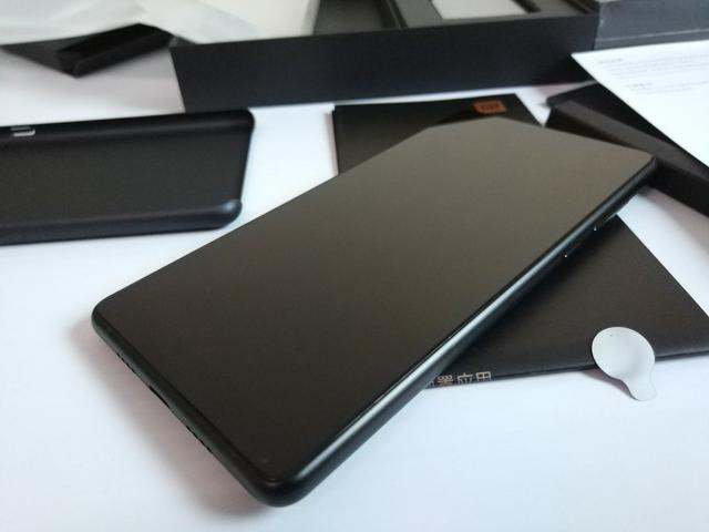 小米年货节人气全开，全面屏小米MIX2惊喜降500元