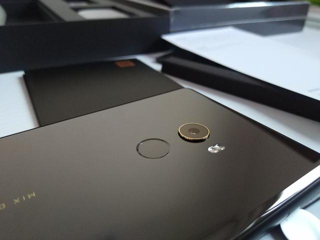 小米年货节人气全开，全面屏小米MIX2惊喜降500元