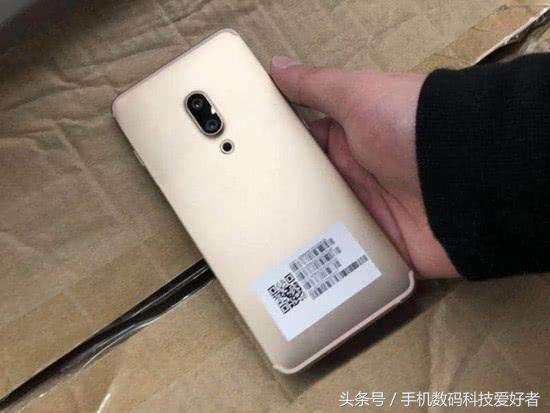 魅族新机“全家福”曝光：这次要一口气出4款！对飚华为P20