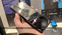 带屏幕的充电宝？全球最大电池容量手机发布：16000m