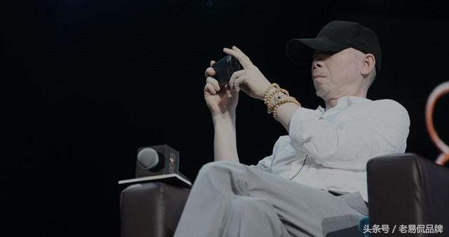 中国最贵手机8848：除了贵，还有什么