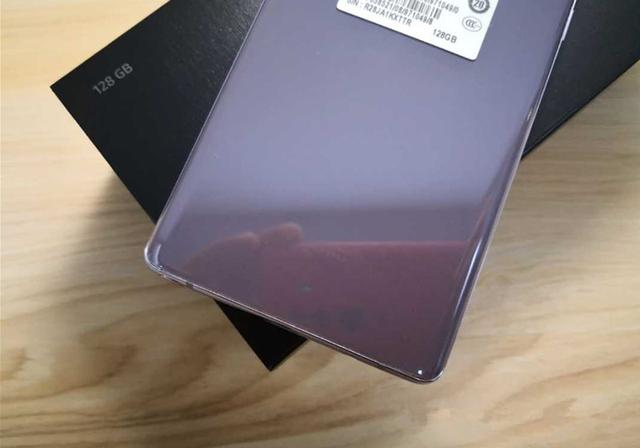 三星Note 8激活半个月，跌价两千元，实力捡漏？