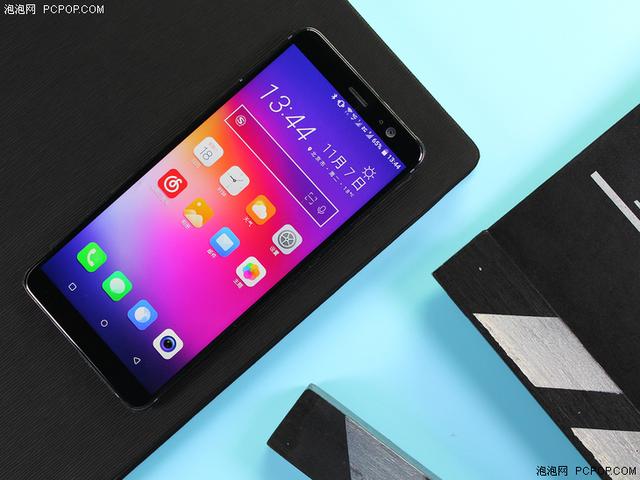 HTC U12+曝光 骁龙845+6GB内存 后置双摄亮眼