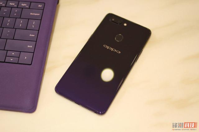 爱上这一抹紫：OPPO R15 星空紫 真机图赏