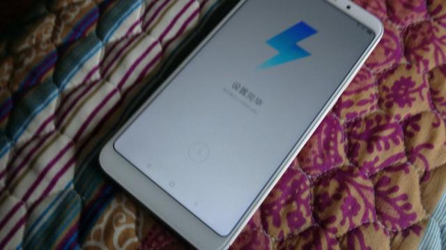 红米5 Plus上手体验：千元全面屏带劲，取消“老年模式”稍显遗憾