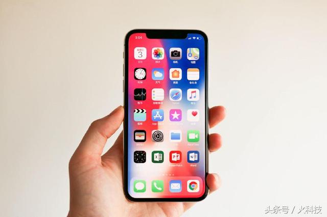 三星S9和苹果的iPhone X谁是现在手机界佼佼者？你怎么看？