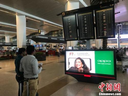 印度人钟爱中国手机 “华为红”、