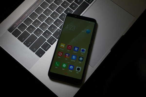 千元级别的“全面”手机 这几款你值得拥有