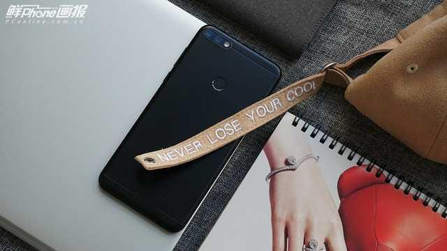 实力与美感兼具 这些高关注手机买了不后悔