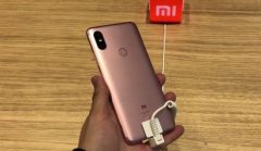 小米逆势成销量老大：联合苏宁发新一代国民手机 价格