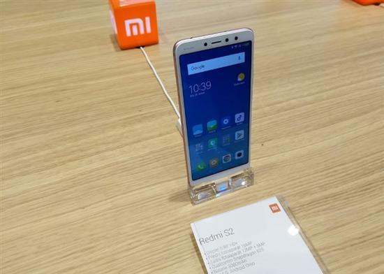 小米逆势成销量老大:联合苏宁发新一代国民手机 价格便宜是王道