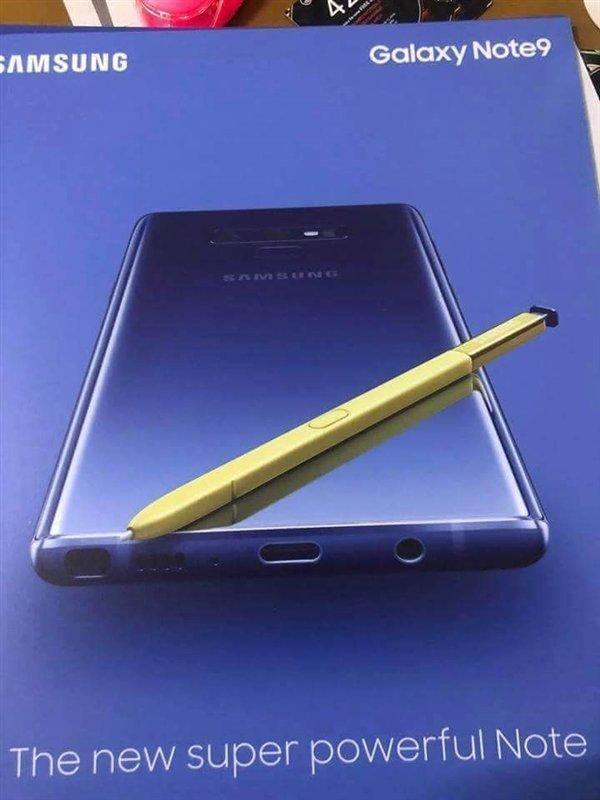 三星 Galaxy Note9 海报曝光:采用黄蓝撞色搭配