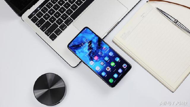 目前国产颜值最高最好看的全面屏手机，你有没有上手？