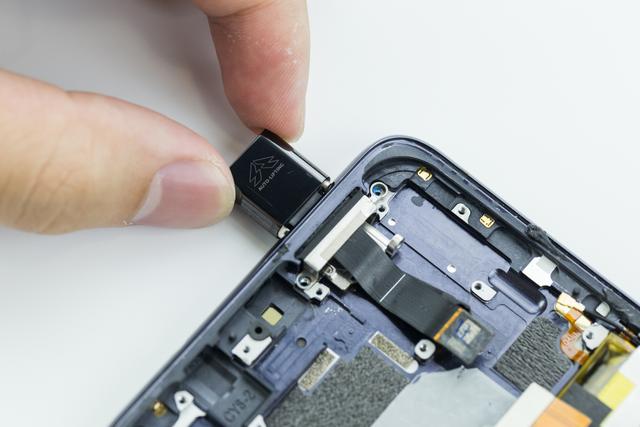 vivo NEX 彻底拆解:可能是迄今为止最复杂的手机