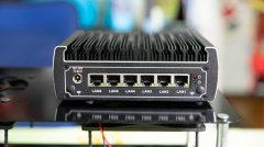 顿瀚数码的路由器散热支架开箱体验：垃圾的不像天猫