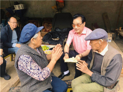 王玉印出席御印基金 “关爱孩子关爱未来实践中国梦”