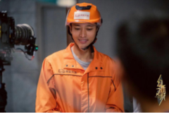 幻乐之城引社会效应贵州大兴东关爱外卖员获好评