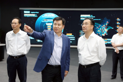 苏宁“牵手”华夏银行，张近东金融朋友圈再添“新贵
