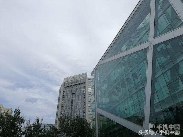 华为nova3i评测:你的高颜值自拍神器