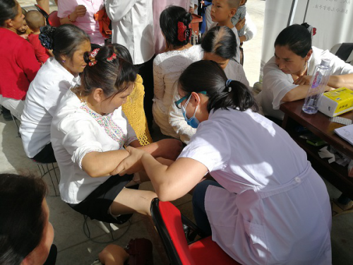 义诊现场9.jpg