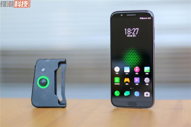 新款黑鲨手机入网工信部?后置指纹识别、竖排双摄