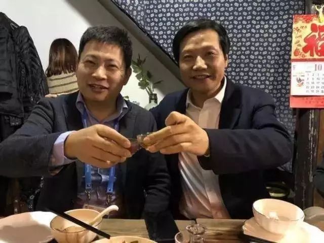 小米vs华为，相爱相杀后的决胜局