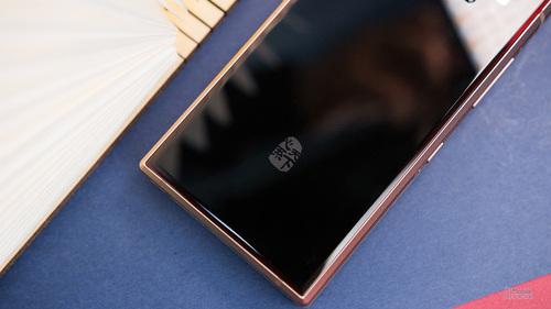 三星W2019评测:经典与创新同在的顶级商务旗舰