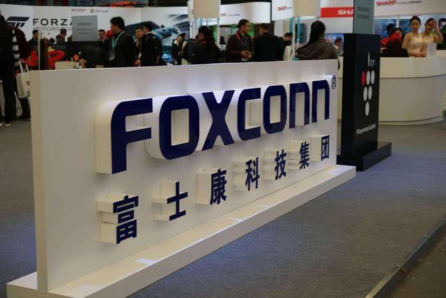 苹果终于低头认怂,率先在此地提供新款iPhone折扣,最快下周降价