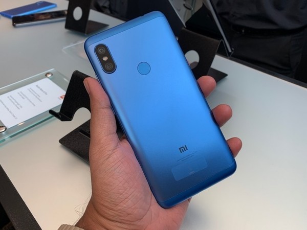红米Note6 Pro亮相印度 骁龙636配刘海屏