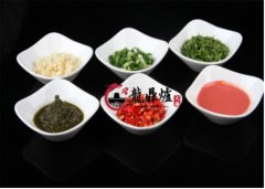 变迁的是时光，不变的是龙鼎炉火锅好滋味