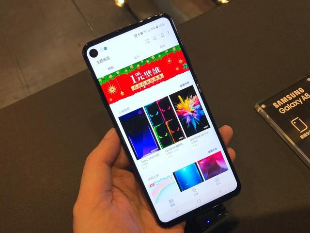 全球首款屏下摄像头手机正式开启预约,价格亮了