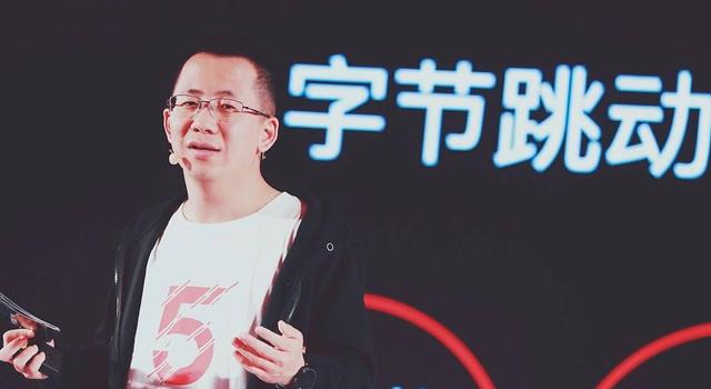 抓住教育、家庭和设备的未来:头条收购锤子背后的展望