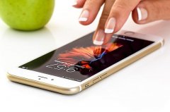 苹果iOS 12.1.3今晨发布 此前续航和信号问题频遭果粉吐