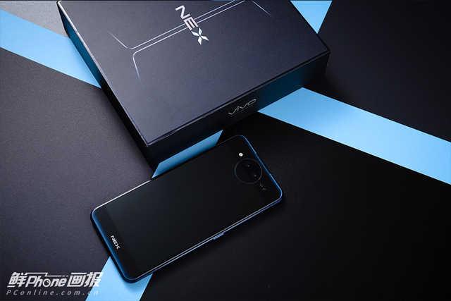 情人节礼物送什么?这几款手机会是好选择