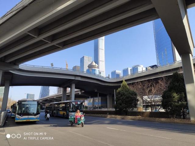 小米 9 评测:2999 元起售的小米旗舰,值不值得吗?