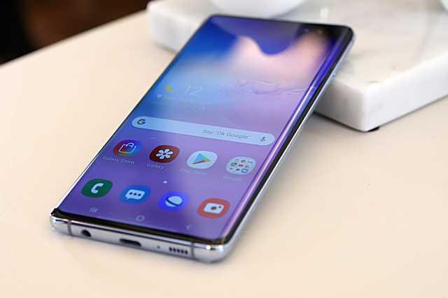 Galaxy S十周年,三星终于重拾十年前的勇气