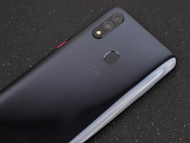 中兴Blade V10:Redmi之外的另一选择