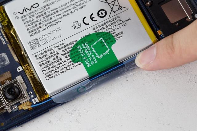 拆解见真章 :升降式结构的 vivo X27 内部做工如何?