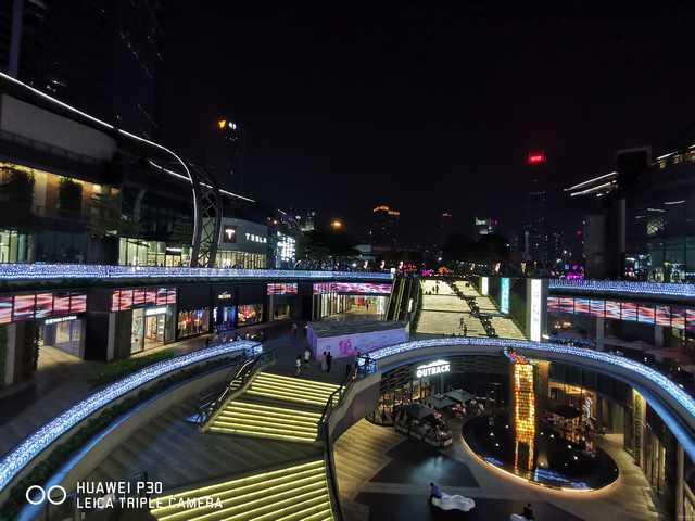华为P30夜景分数估测:二三四摄厮杀,鹿死谁手