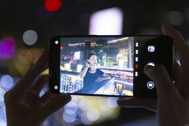 华为P30夜景分数估测:二三四摄厮杀,鹿死谁手