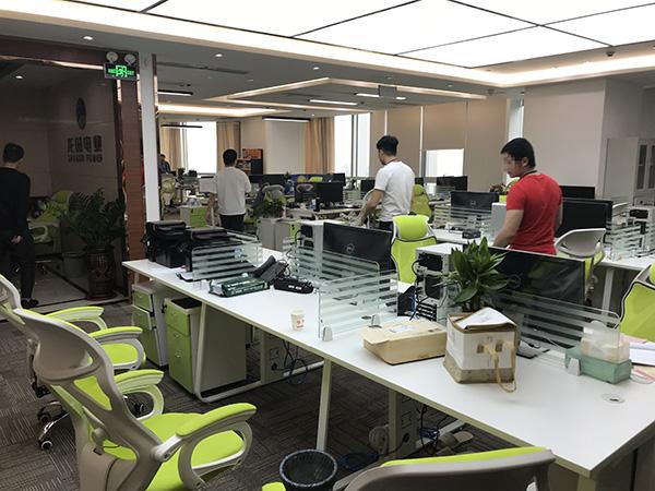 贩卖个人信息的黑色生意:团伙开公司搞研发卖信息,涉案过亿